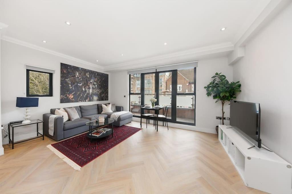 Pleasing 2Bed Flat 10Min To Wimbledon Tennis Court London Eksteriør billede