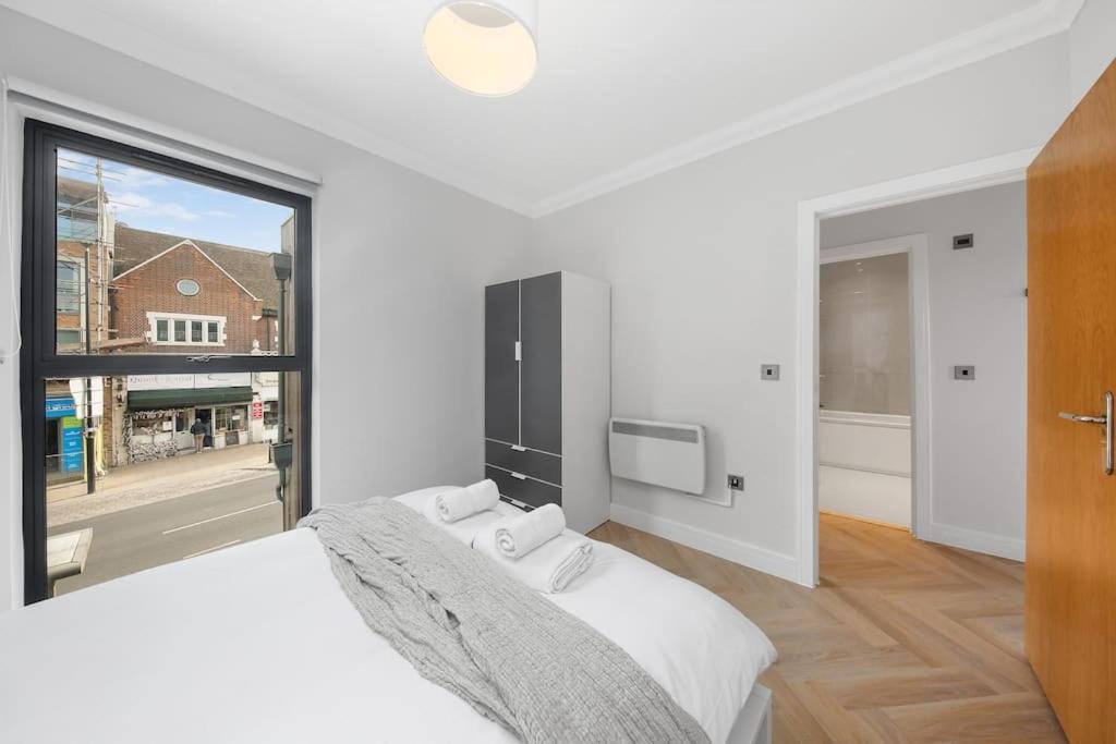 Pleasing 2Bed Flat 10Min To Wimbledon Tennis Court London Eksteriør billede